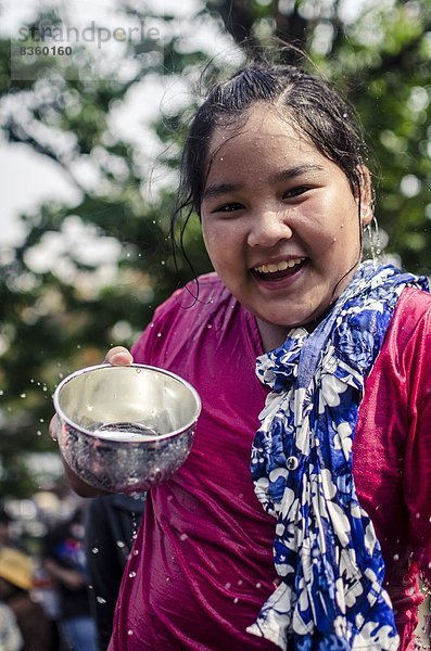 Wasser  Fest  festlich  Tradition  Festival  Südostasien  Mädchen  Asien  Chiang Mai  neu  thailändisch  Thailand  Jahr