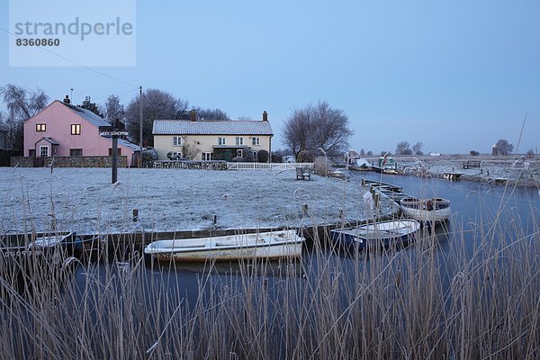 Europa  Winter  Morgen  Großbritannien  früh  Ansicht  Norfolk  England  Westen