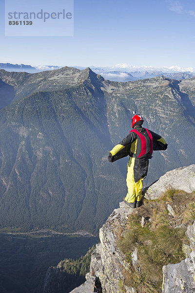 Basejumper  Brione  Tessin  Schweiz  Europa