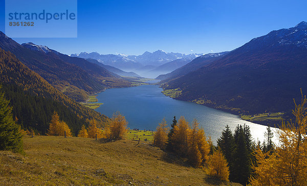 Reschensee und Ortler  Südtirol  Italien  Europa