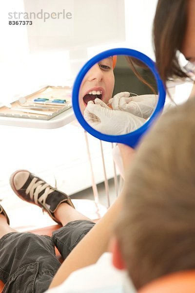 Zahnärztliche Zahnseide für Patienten