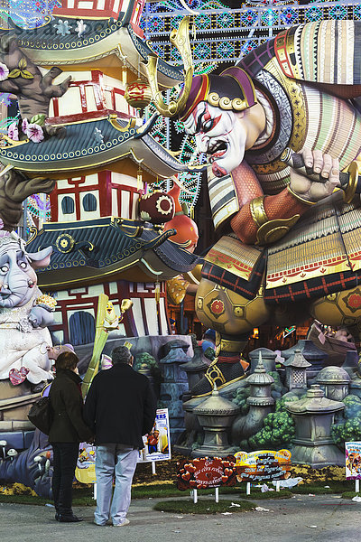 Anschnitt  zeigen  sehen  Straße  Krieger  groß  großes  großer  große  großen  Festival  japanisch  Spanien