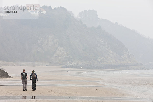 gehen  Strand  Großbritannien  Küste  Sand  wandern  vorwärts  Norden  Wales