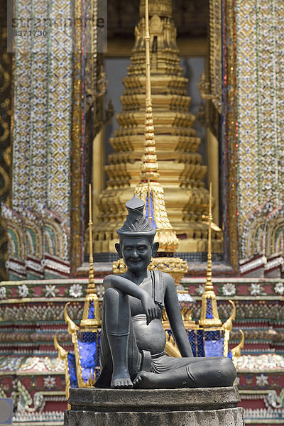 Ehrfurcht  Palast  Schloß  Schlösser  Statue  fünfstöckig  Buddhismus  Thailand