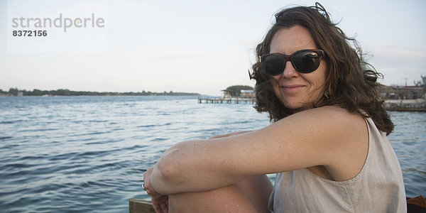 sitzend  Portrait  Frau  Ecke  Ecken  Bay islands  Honduras