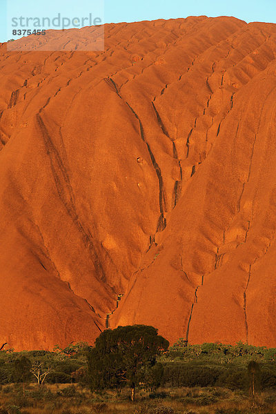 Felsbrocken  Ayers Rock  Uluru  Norden  Geographie  Australien