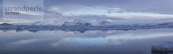 Küste  vorwärts  Eis  Jökulsárlón  Island  Lagune  Süden