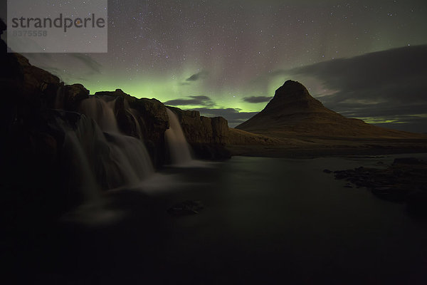 über  Stadt  Beleuchtung  Licht  Norden  Polarlicht  Aurora  Island