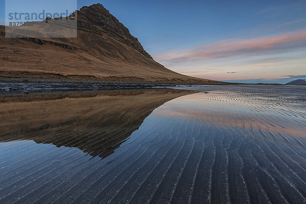 Sonnenaufgang Spiegelung Gezeiten Snaefellsnes Island