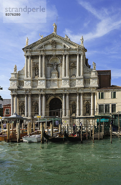 Skulptur  Gebäude  Ehrfurcht  Boot  vertäut  vorwärts  Italien  Venedig