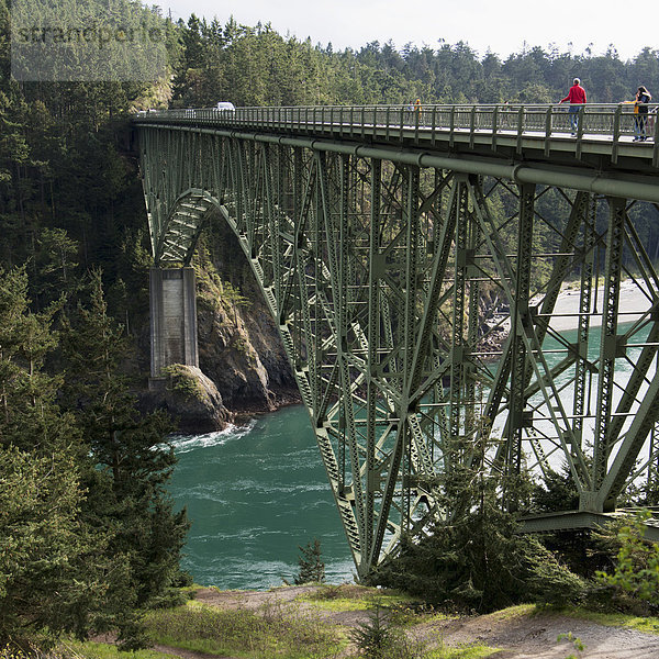 Vereinigte Staaten von Amerika  USA  Brücke  Unehrlichkeit