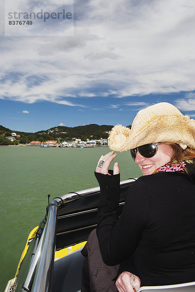 halten  Hut  Boot  Kreuzfahrtschiff  Mädchen  Cowboy  Neuseeland  Russell