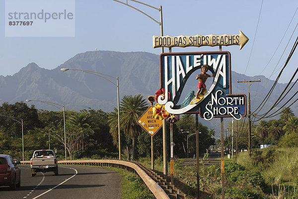 Vereinigte Staaten von Amerika  USA  grüßen  Stadt  Fernverkehrsstraße  Zeichen  Seitenansicht  Hawaii  Oahu  Signal