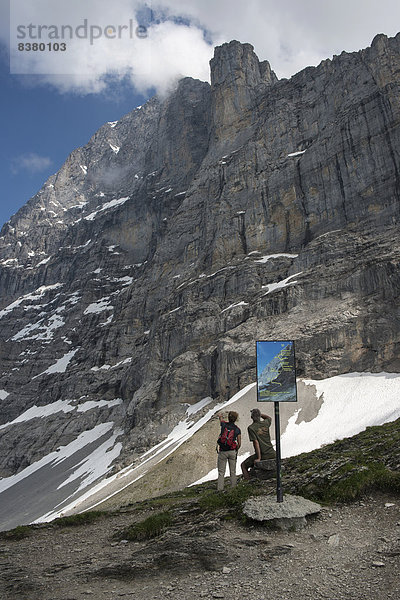 folgen wandern Alpen Aletschgletscher Tisch Eiger Information UNESCO-Welterbe Grindelwald schweizerisch Schweiz Kanton Bern