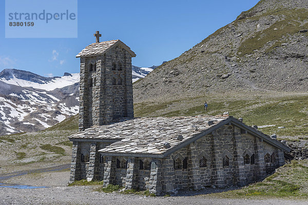 Kirche aus Naturstein am Alpenpass Col de l?Iseran  2764 m  an der Route des Grandes Alpes  Val-d'Isère  Region Rhône-Alpes  Frankreich