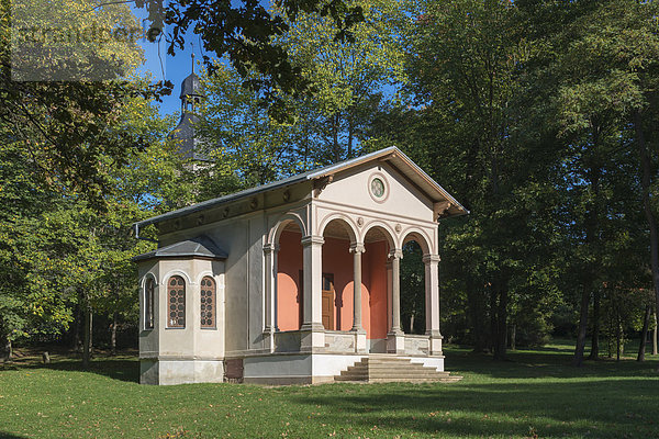 Teehäuschen im Drackendorfer Park  englischer Landschaftsgarten  Gut Drackendorf  Drackendorf  Jena  Thüringen  Deutschland