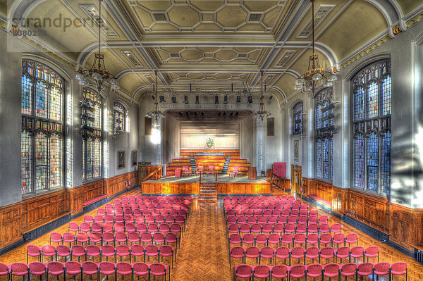 Innenaufnahme  Großer Saal im Great Hall Gebäude  University of Leeds Universität  Leeds  West Yorkshire  England  Großbritannien
