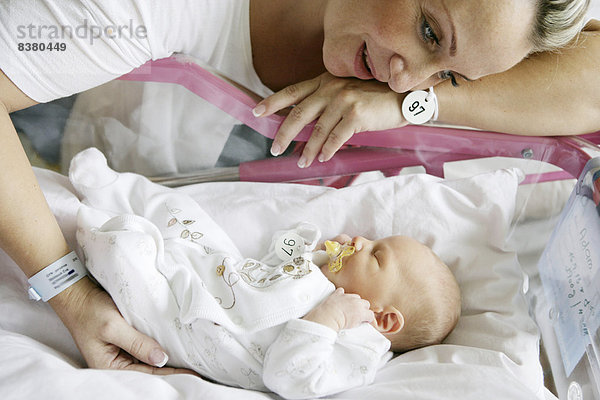 Neugeborenes neugeboren Neugeborene Mutter - Mensch Baby