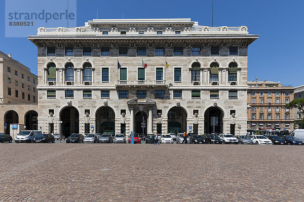 Nationalbank am Platz Piazza della Vittoria  Carignano  Genua  Ligurien  Italien