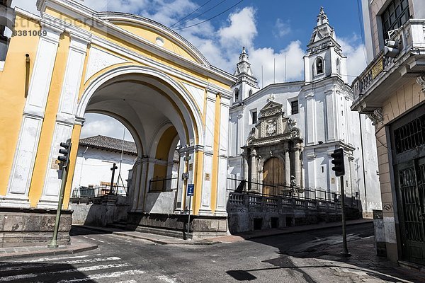 Frauenkloster Quito Hauptstadt UNESCO-Welterbe Arco Ecuador Südamerika