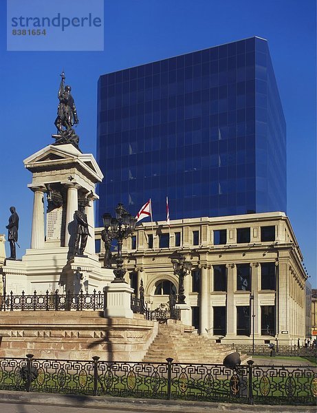 Denkmal für die Helden der Iquique  Valparaiso  Chile