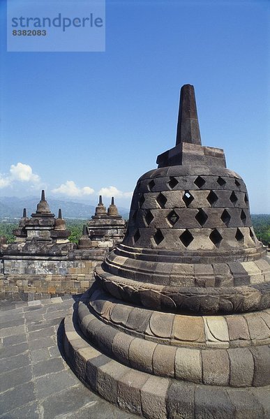 Buddhistische Tempel Borobudur  Java  Indonesien