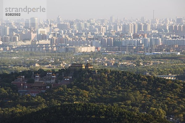 Panorama Stadtansicht aus Duftberg-Parks  Peking  China  Asien