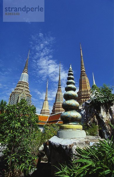 Bangkok  Hauptstadt  liegend  liegen  liegt  liegendes  liegender  liegende  daliegen  Buddha  zurücklehnen  Thailand