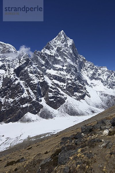 Tal  Himalaya  Cholatse  Jobo Lhaptshan  UNESCO-Welterbe  Asien  Nepal