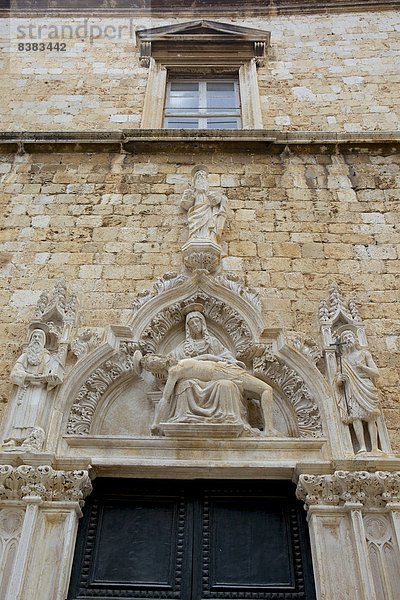 Europa  Eingang  Depression  Kirche  Statue  Kroatien  Dubrovnik  Portal
