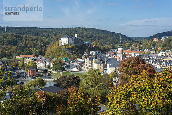 Städtisches Motiv Städtische Motive Straßenszene Straßenszene Deutschland Greiz Oberes Schloss Thüringen