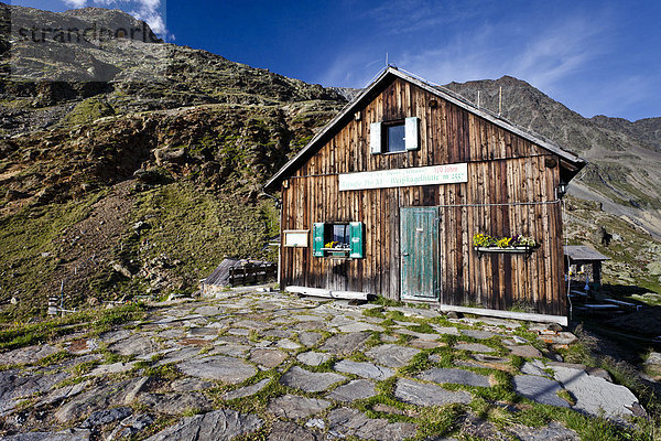 Alten Weisskugelhütte oder Rifugio Pio XI  Langtauferer Tal  Südtirol  Italien