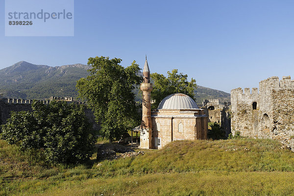 Moschee in der Burg Mamure Kalesi  Anamur  Provinz Mersin  Kilikien  Türkische Riviera  Türkei