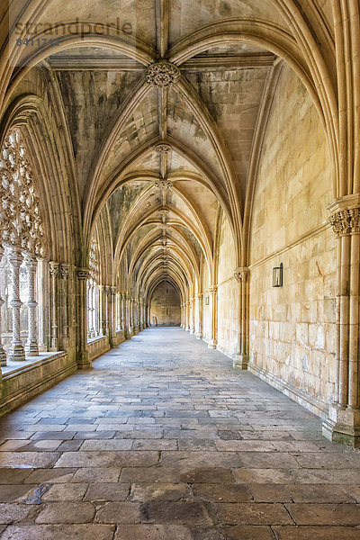König Alfons V Kreuzgang  Dominikaner-Kloster Mosteiro da Batalha  Unesco-Weltkulturerbe  Batalha  Distrikt Leiria  Portugal