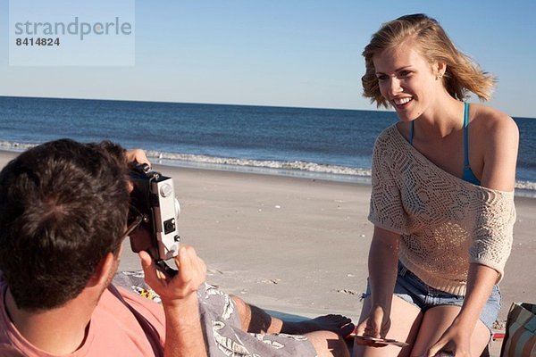 Paarfotografie am Strand  Breezy Point  Queens  New York  USA