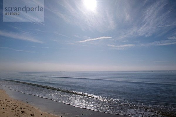 Blick auf Meer und Himmel  Poole  Dorset  UK