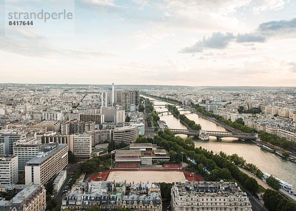 Blick vom Eiffelturm  Paris  Frankreich