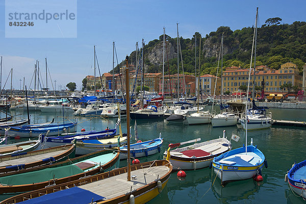 Fischereihafen  Fischerhafen  Außenaufnahme  Helligkeit  Hafen  Frankreich  Europa  Tag  Boot  Freundlichkeit  Cote d Azur