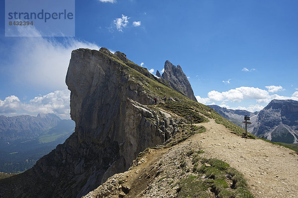 Außenaufnahme  Landschaftlich schön  landschaftlich reizvoll  Europa  Berg  Tag  Natur  Dolomiten  Trentino Südtirol  Italien  Berglandschaft  Grödnertal