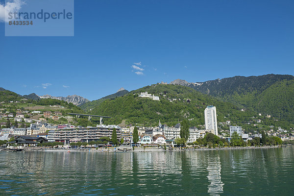 Europa  Gebäude  Stadt  Großstadt  See  Genfer See  Genfersee  Lac Leman  Montreux  Schweiz