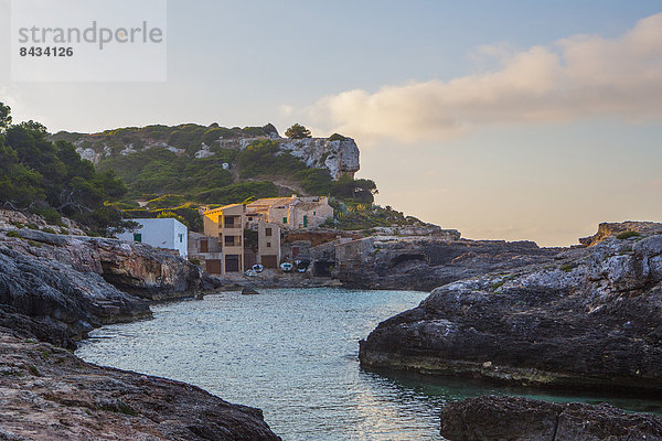 Felsbrocken  niedlich  süß  lieb  Wasser  Hafen  Europa  Landschaft  Tradition  Ruhe  Sonnenaufgang  Reise  Loch  Insel  blau  Mallorca  Tourismus  Bucht  Erosion  Spanien