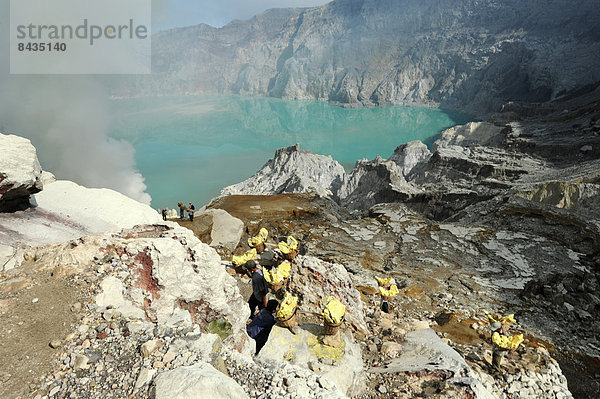 arbeiten  Industrie  Beruf  Vulkan  Mineral  Krater  Schwefel  Asien  Kratersee  Indonesien  Java