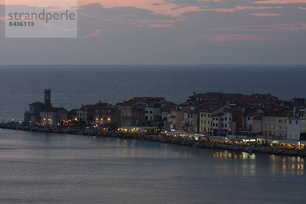 Außenaufnahme  Europa  Abend  Küste  Meer  Dorf  Ansicht  Sehenswürdigkeit  Adriatisches Meer  Adria  Istrien  Piran  Slowenien