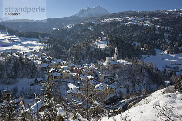 Europa Winter Dorf Kanton Graubünden Schweiz