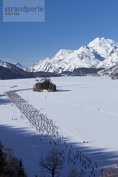 Wintersport Europa Berg Winter Wettbewerb Sport Fest festlich Skisport Kanton Graubünden Skilanglauf Engadin Schweiz