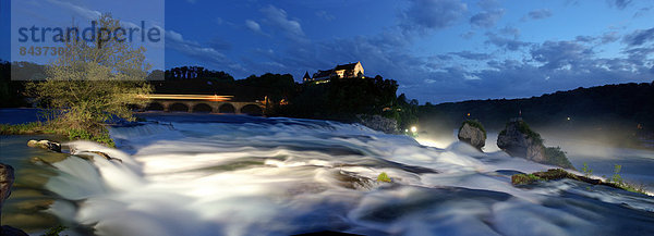 Panorama  Wasser  Europa  Palast  Schloß  Schlösser  Dunkelheit  Nacht  Brücke  fließen  Fluss  Bach  Wasserfall  Sehenswürdigkeit  Rheinfall  Schweiz
