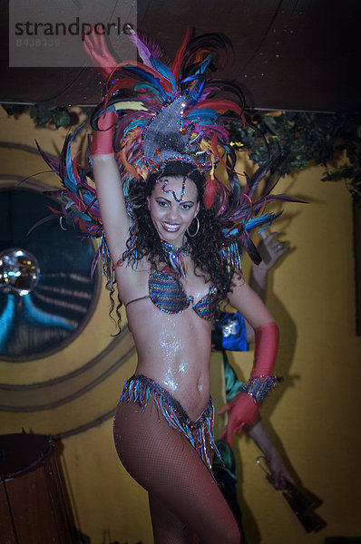 Vereinigte Staaten von Amerika  USA  Frau  Tänzer  Karneval  Parana  Brasilien  exotisch  Show  Südamerika