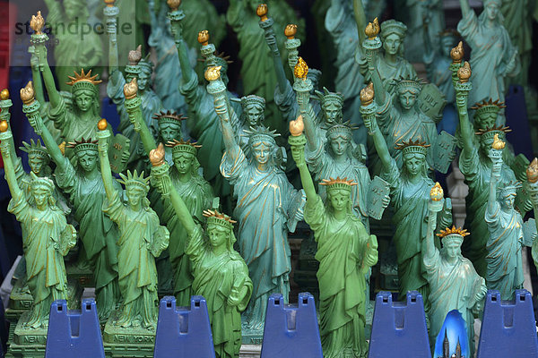 Vereinigte Staaten von Amerika  USA  Kitsch  Freiheit  Ostküste  Amerika  New York City  Souvenir  Manhattan