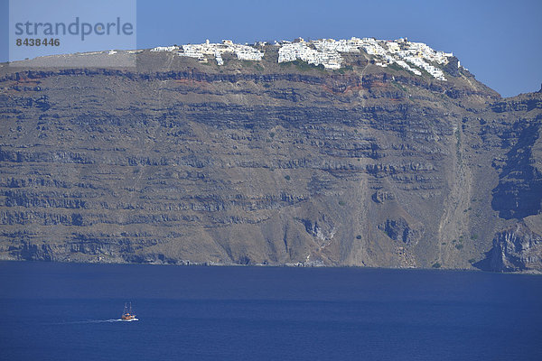 Segeln Wasser Europa Steilküste Meer Vulkan Dorf Insel blau Griechenland Santorin Kykladen griechisch Thira