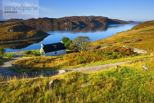 Europa Wohnhaus Großbritannien Küste Meer Herbst Schottland